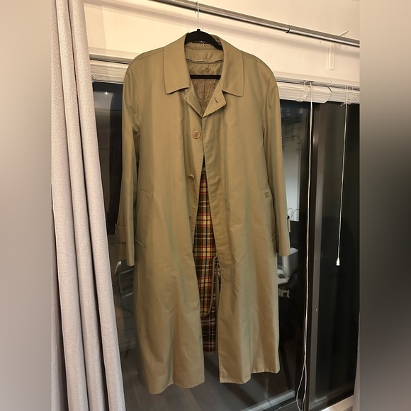 Luxury Trenchcoat - Picture 7 of 8